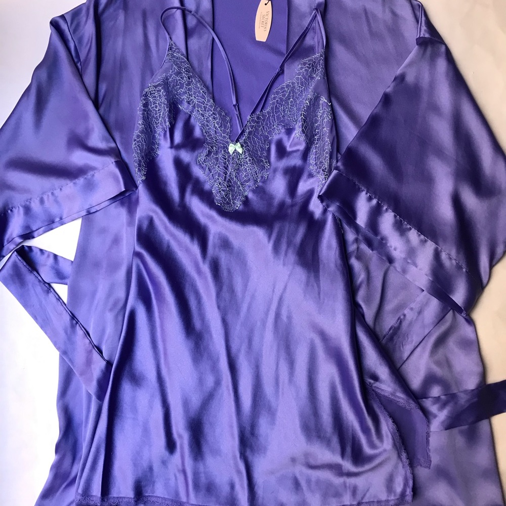 Victorias Secret Lavender Satin Robe and Satin & Lace Slip/Chemise - S -…